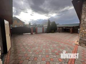 Коттедж 175м&sup2;, 1-этажный, участок 15 сот.  