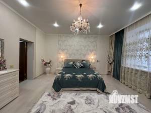 Дом 289м², 3-этажный, участок 5 сот.  