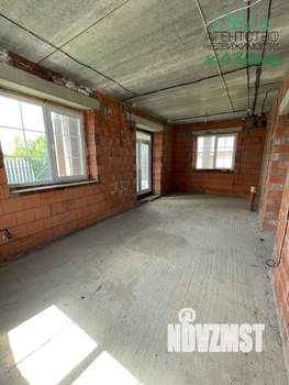 Дом 170м&sup2;, 2-этажный, участок 7 сот.  