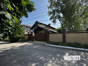 Дом 288м&sup2;, 2-этажный, участок 8 сот.  