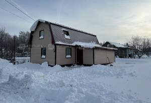 Дача 77м&sup2;, 2-этажный, участок 0 сот.  