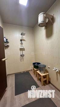 Дом 200м&sup2;, 2-этажный, участок 727 сот.  