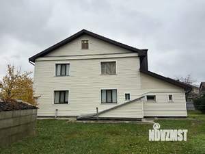 Дом 195м², 2-этажный, участок 8 сот.  