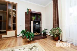 Дом 230м², 2-этажный, участок 8 сот.  