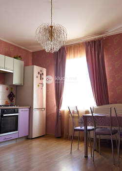 Дом 143м&sup2;, 2-этажный, участок 4 сот.  