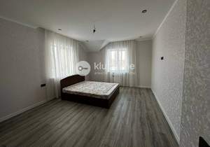 Дом 180м², 2-этажный, участок 7 сот.  