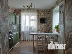 Дом 260м², 2-этажный, участок 9 сот.  