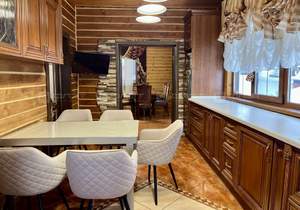 Дом 205м&sup2;, 2-этажный, участок 0 сот.  