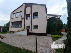 Дом 420м&sup2;, 3-этажный, участок 10 сот.  