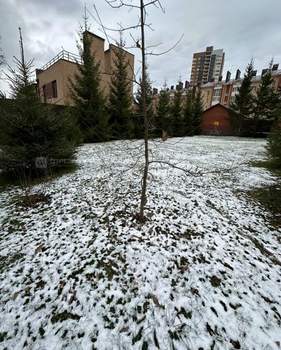 Дом 350м&sup2;, 2-этажный, участок 0 сот.  