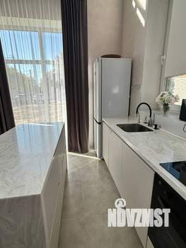 Коттедж 190м&sup2;, 2-этажный, участок 8 сот.  