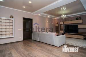 Дом 287м², 2-этажный, участок 12 сот.  