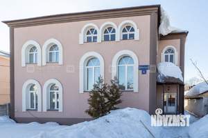 Дом 317м&sup2;, 2-этажный, участок 12 сот.  