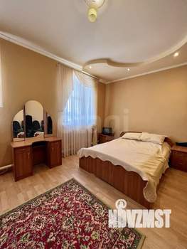 Дом 324м², 2-этажный, участок 18 сот.  