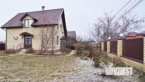 Коттедж 211м&sup2;, 2-этажный, участок 10 сот.  