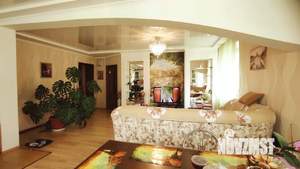 Дом 158м², 2-этажный, участок 6 сот.  