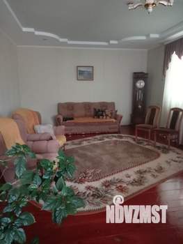 Коттедж 265м&sup2;, 2-этажный, участок 14 сот.  