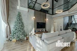 Коттедж 180м&sup2;, 2-этажный, участок 8 сот.  