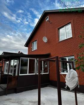 Дом 227м², 2-этажный, участок 8 сот.  