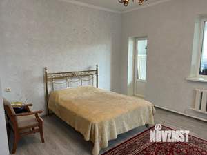 Коттедж 260м&sup2;, 2-этажный, участок 8 сот.  