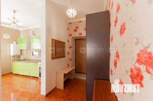 Дом 194м², 2-этажный, участок 5 сот.  