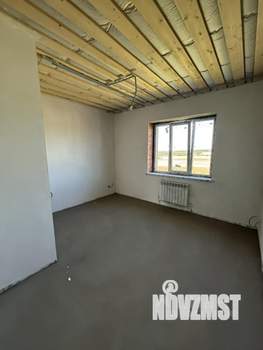 Коттедж 130м², 2-этажный, участок 5 сот.  