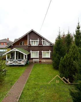 Дом 158м², 2-этажный, участок 10 сот.  