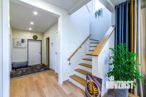 Дом 130м², 2-этажный, участок 6 сот.  