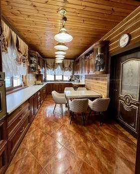 Дом 205м&sup2;, 2-этажный, участок 0 сот.  