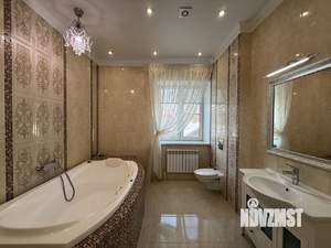 Дом 240м&sup2;, 2-этажный, участок 9 сот.  