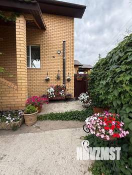 Дом 243м&sup2;, 2-этажный, участок 6 сот.  