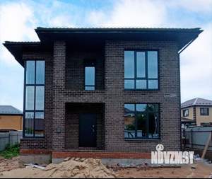 Дом 180м&sup2;, 2-этажный, участок 6 сот.  