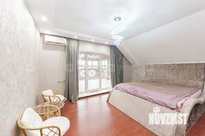 Дом 151м², 2-этажный, участок 12 сот.  