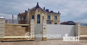 Дом 900м², 3-этажный, участок 16 сот.  