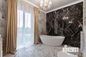 Коттедж 130м², 2-этажный, участок 5 сот.  