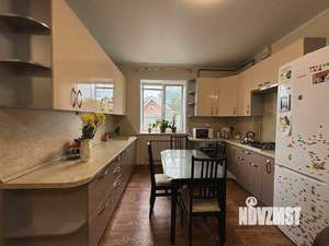 Дом 73м&sup2;, 2-этажный, участок 3 сот.  