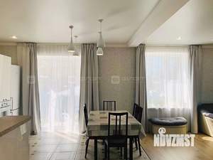 Дом 188м&sup2;, 2-этажный, участок 6 сот.  