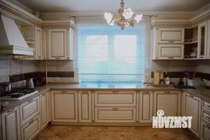 Дом 368м&sup2;, 3-этажный, участок 6 сот.  