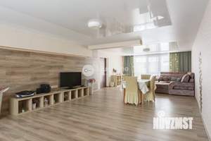 Дом 168м², 2-этажный, участок 8 сот.  