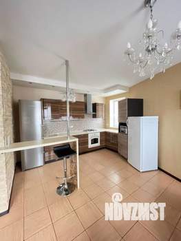 Дом 125м&sup2;, 2-этажный, участок 9 сот.  