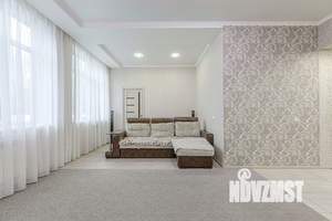 Дом 154м&sup2;, 2-этажный, участок 4 сот.  