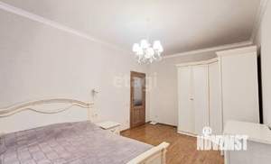 Дом 301м², 3-этажный, участок 7 сот.  