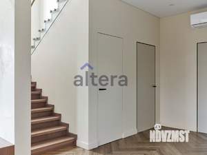 Дом 250м², 2-этажный, участок 8 сот.  