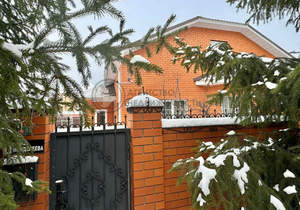 Дом 135м&sup2;, 1-этажный, участок 6 сот.  