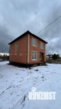 Дом 135м&sup2;, 2-этажный, участок 4 сот.  