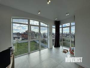 Дом 379м², 3-этажный, участок 14 сот.  