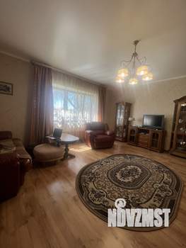 Дом 270м², 2-этажный, участок 12 сот.  