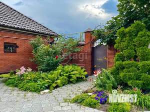 Дом 300м&sup2;, 2-этажный, участок 15 сот.  