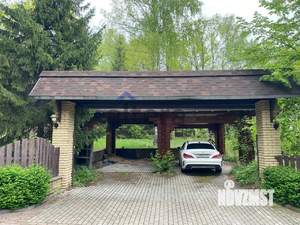 Дом 321м², 3-этажный, участок 16 сот.  