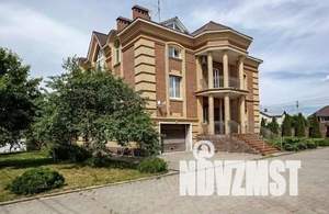 Дом 800м², 4-этажный, участок 20 сот.  